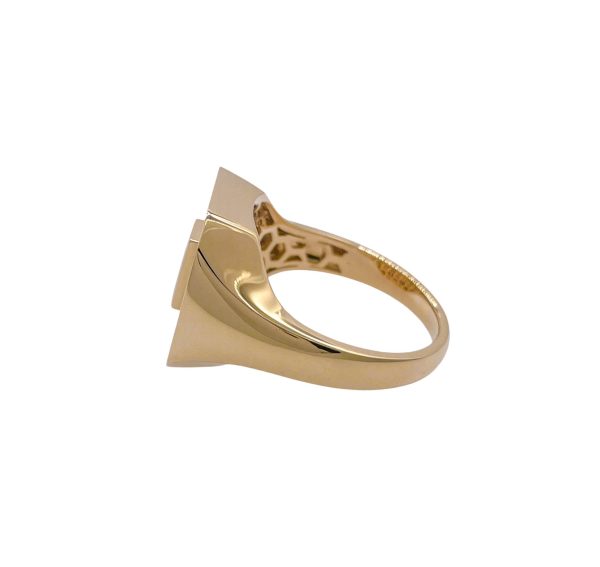 DOVES 18k Yellow Gold Baguette Diamond Mondrian Invisible Set Ring on Sale