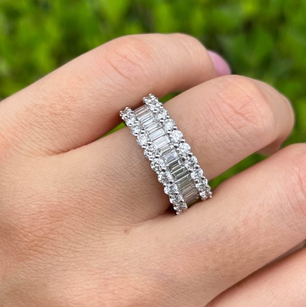 JAY FEDER 18K WHITE GOLD DIAMOND ETERNITY BAND RING Fashion