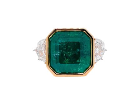 Jay Feder 18k Two Tone Gold Green Emerald and Diamond Three Stone Ring Supply